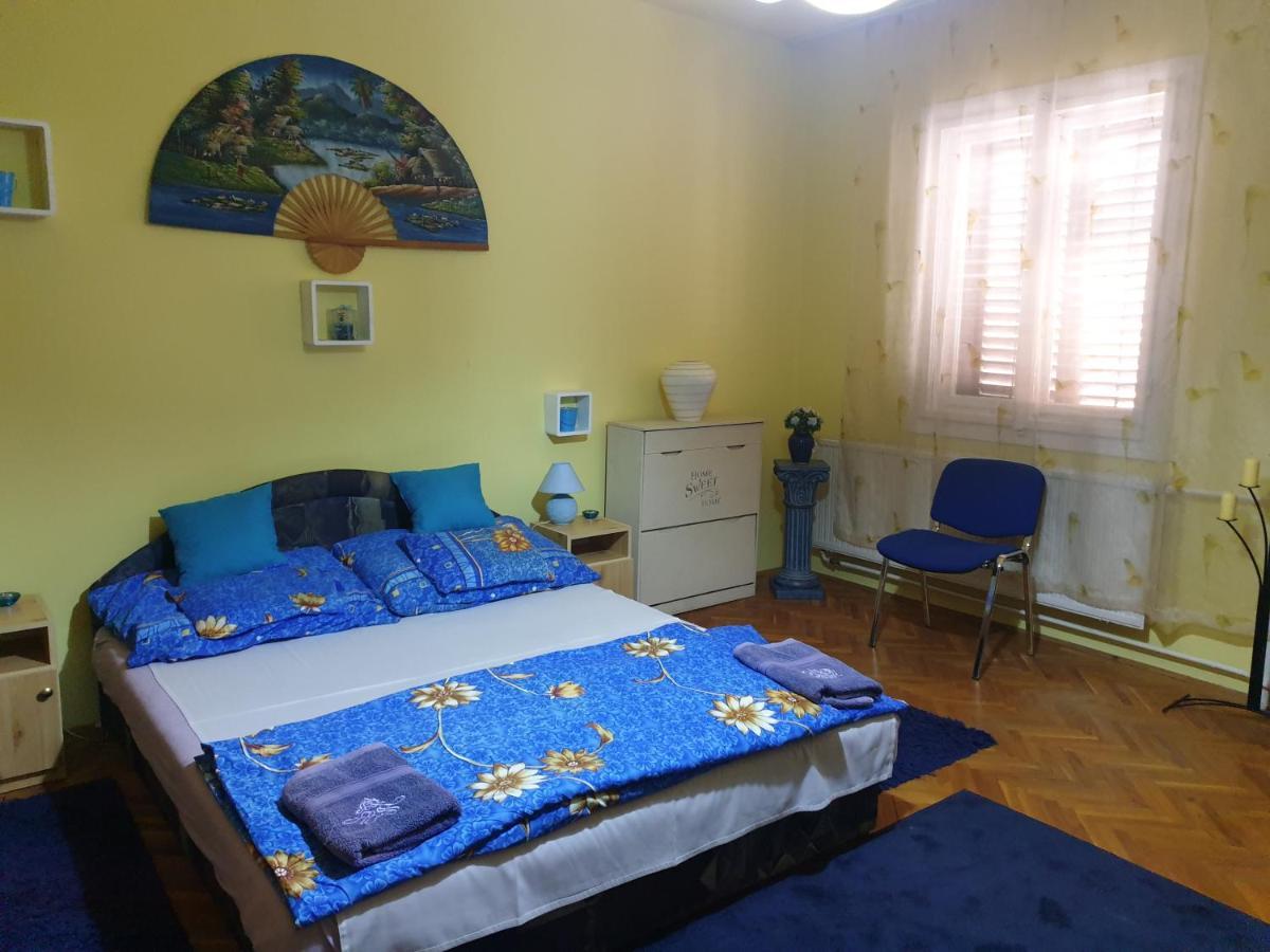Izisz Ντέμπρετσεν Εξωτερικό φωτογραφία
